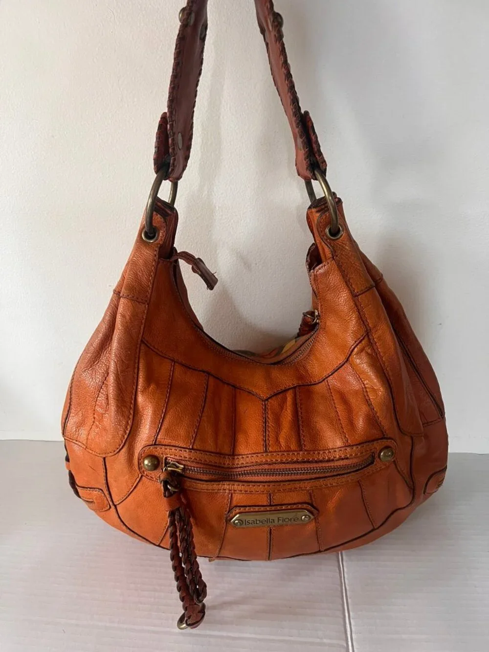 ISABELLA FIORE LOVE DOVE HOBO LEATHER BAG